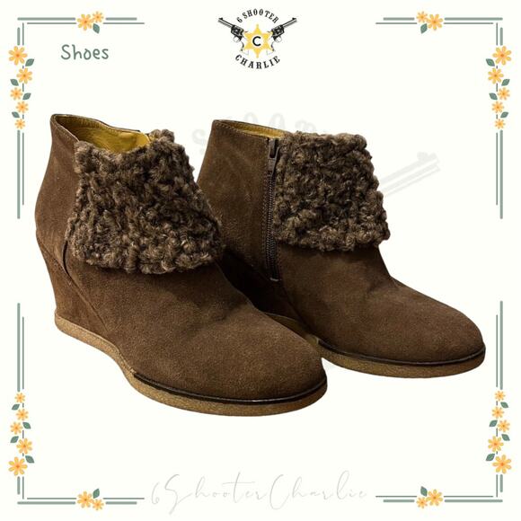 Bettye Muller Zip Up Pointed Toe Suede with Faux Fur Booties Size 6 Cute! - Picture 1 of 6